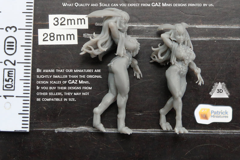 Sciurian Girl with Twinkletoes Sexy Pin-Up - 3D Printed Minifigure for Fantasy Miniature Tabletop Games DND, Frostgrave 28mm / 32mm / 75mm