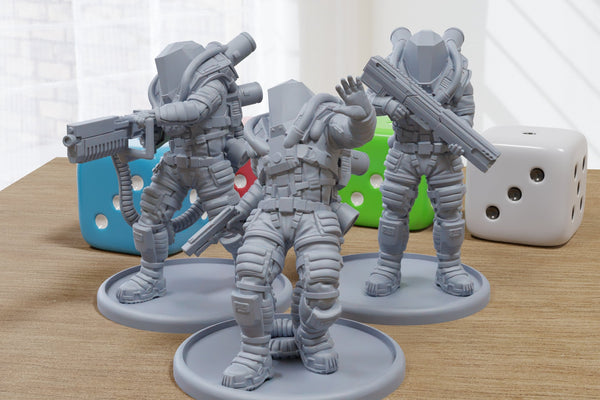 Voyager Space Outfit - 3D Printed - Cyberpunk / Sci-Fi - Tabletop Miniature Wargaming - 28mm / 32mm Scale Minifigures