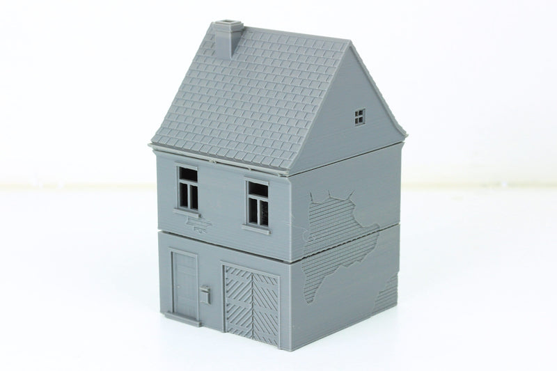 German House with Garage - Tabletop Wargaming Terrain - Miniature Gaming - 3D Printed