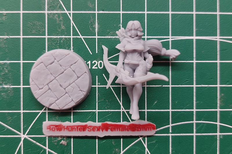 Bow Hunter Sexy Female - DnD Miniature | Collectible and Rolepaying Sexy Pin-Up - 32mm - 28mm Scale