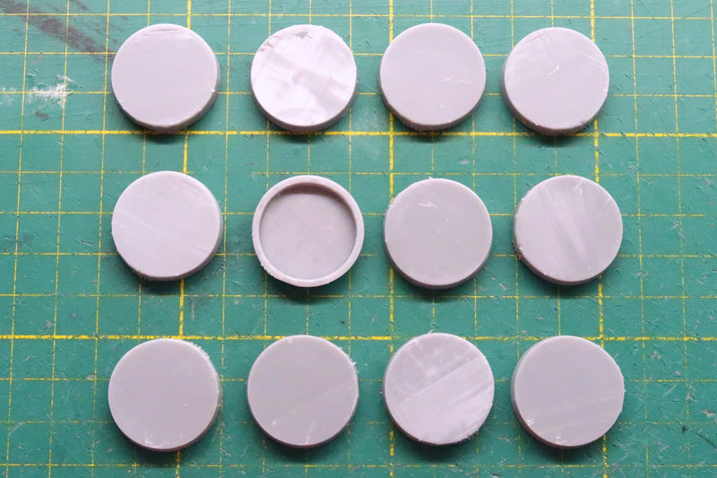 12pc set of 27mm Bases for Tabletop Wargaming Mini's - 3D Printed - Ideal for 28mm / 40mm Scale Miniatures