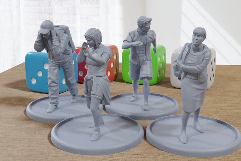 Panic Civilians - Modern Wargaming Miniatures for Tabletop RPG - 28mm / 32mm Scale Minifigures