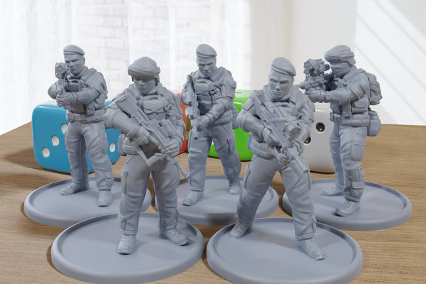 French Combat Unit - Modern Wargaming Miniatures for Tabletop RPG - 28mm / 32mm Scale Minifigures